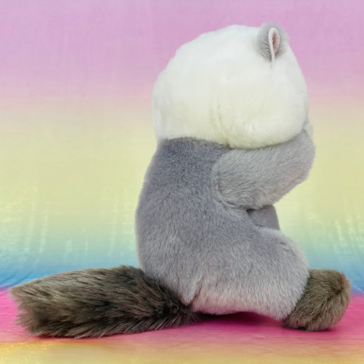 Uki Uki Rakko Kirakira The Sea Otter - Grey with Hands on Face - Small