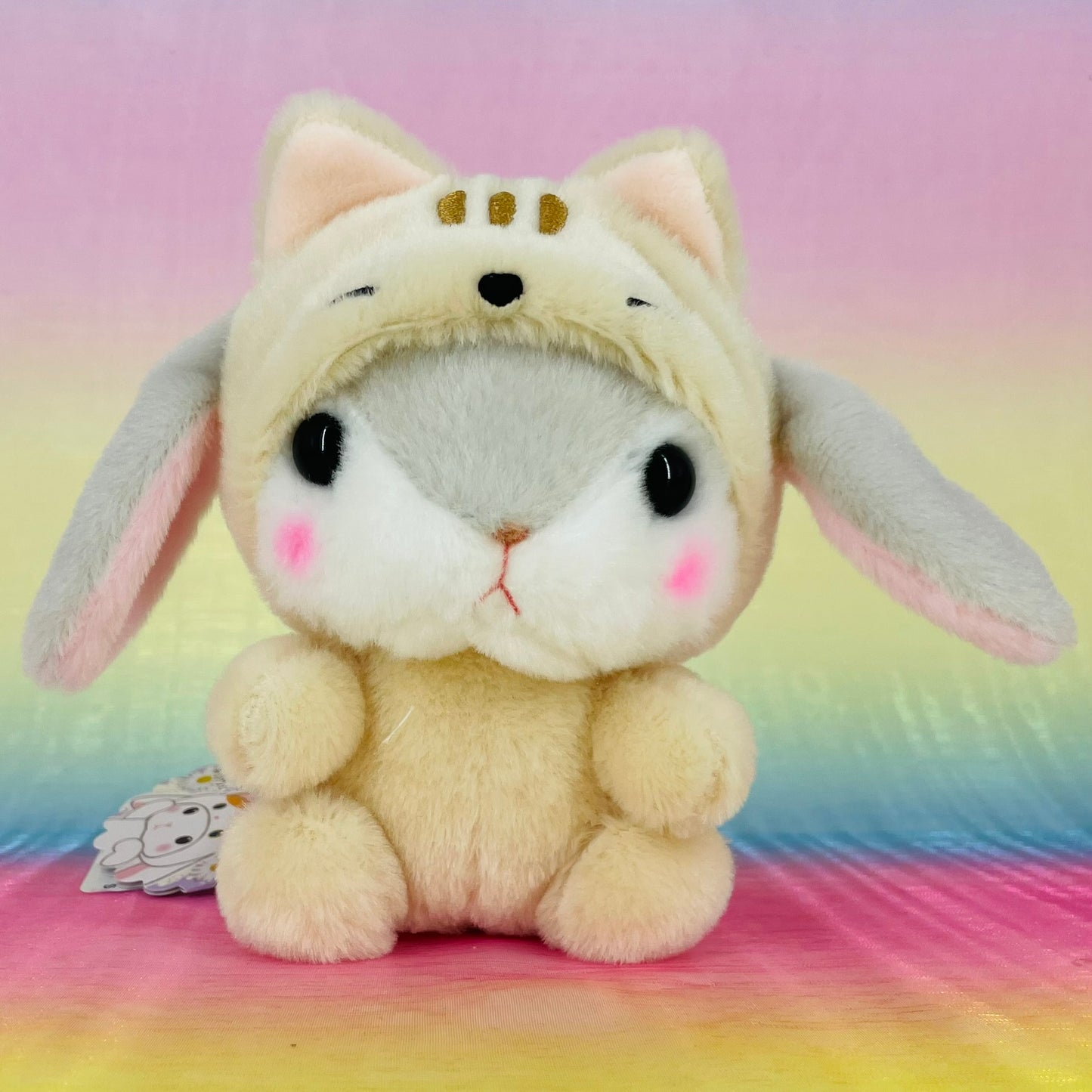 Loppy Yurugurumi The Rabbit - Wearing Cream Cat Onsie - Small